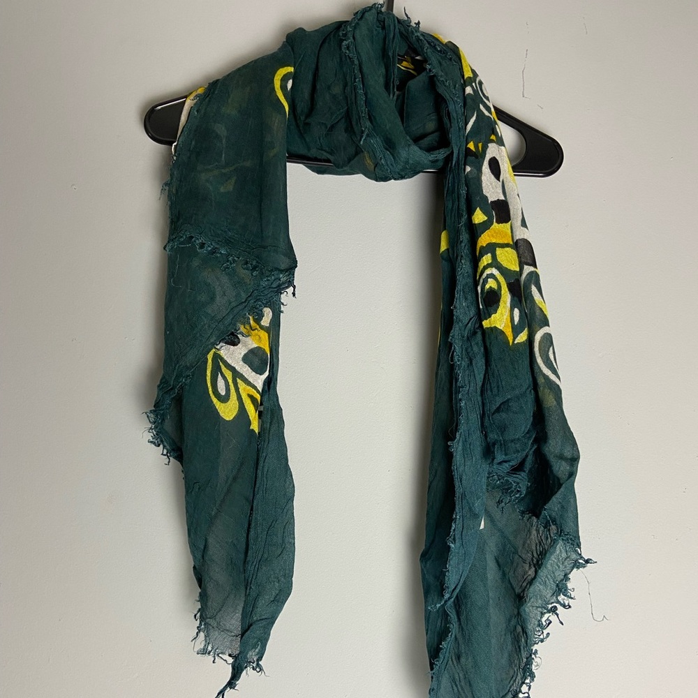 Green One Size Scarf - Picture 1 of 4